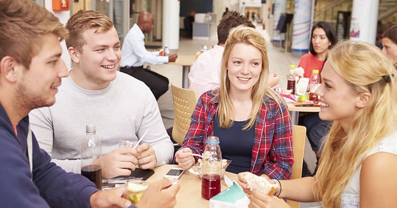 How To Attract College Students To Your Restaurant